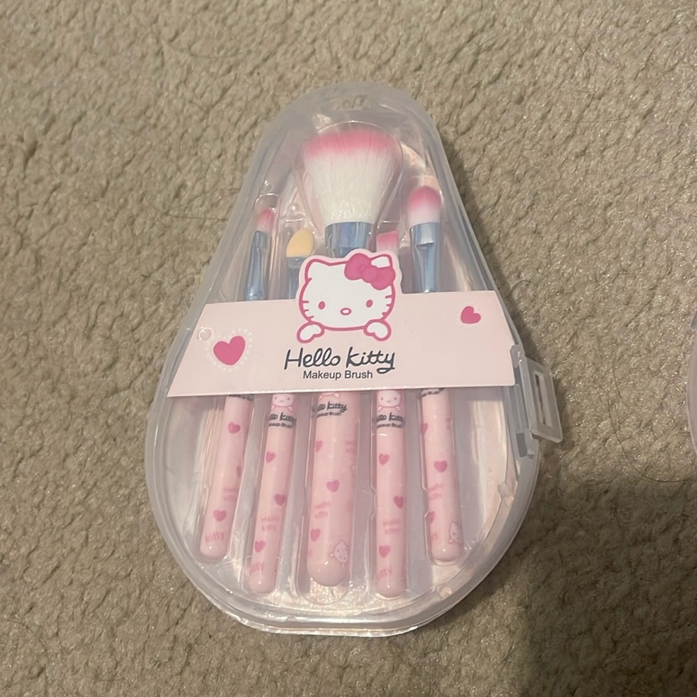 Brand new hello kitty make up brushes - purchased in Japan